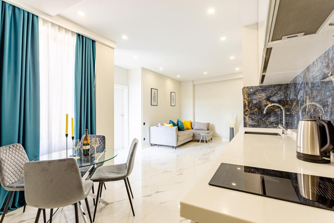 טביליסי Orden Apart Hotel מראה חיצוני תמונה