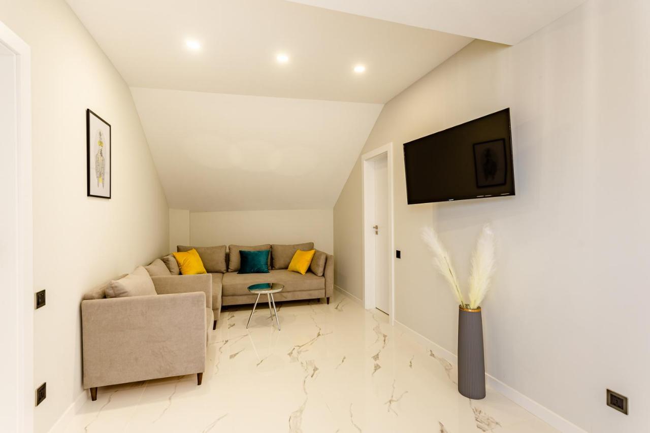 טביליסי Orden Apart Hotel מראה חיצוני תמונה