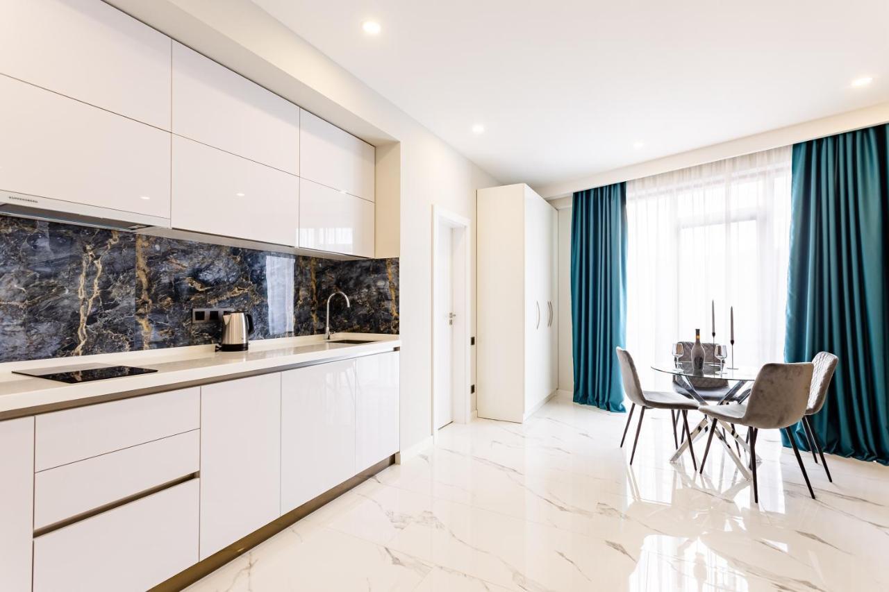 טביליסי Orden Apart Hotel מראה חיצוני תמונה